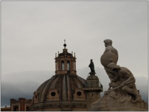 prospettiva statue romane