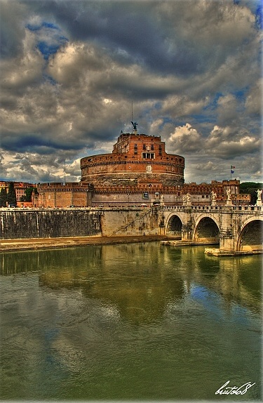 castel sant angelo veduta dal tevere