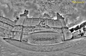 altare della patria roma bianco e nero